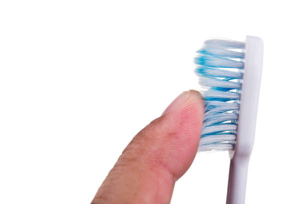 Poils de brosse à dents effilés doux et minces au toucher au doigt